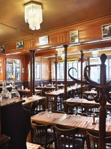 Salle du Polidor, restaurant pas cher et historique de Paris